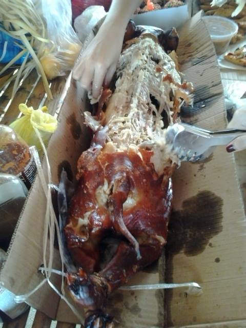 Lechon, filipino food, filipino dishes