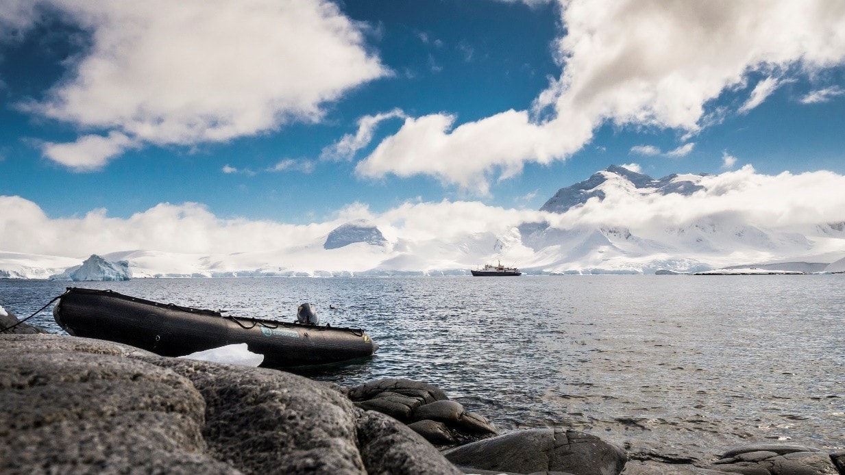 11 Epic Adventures to Have Before You Die (And Where to Find Them) 8 7 antartic