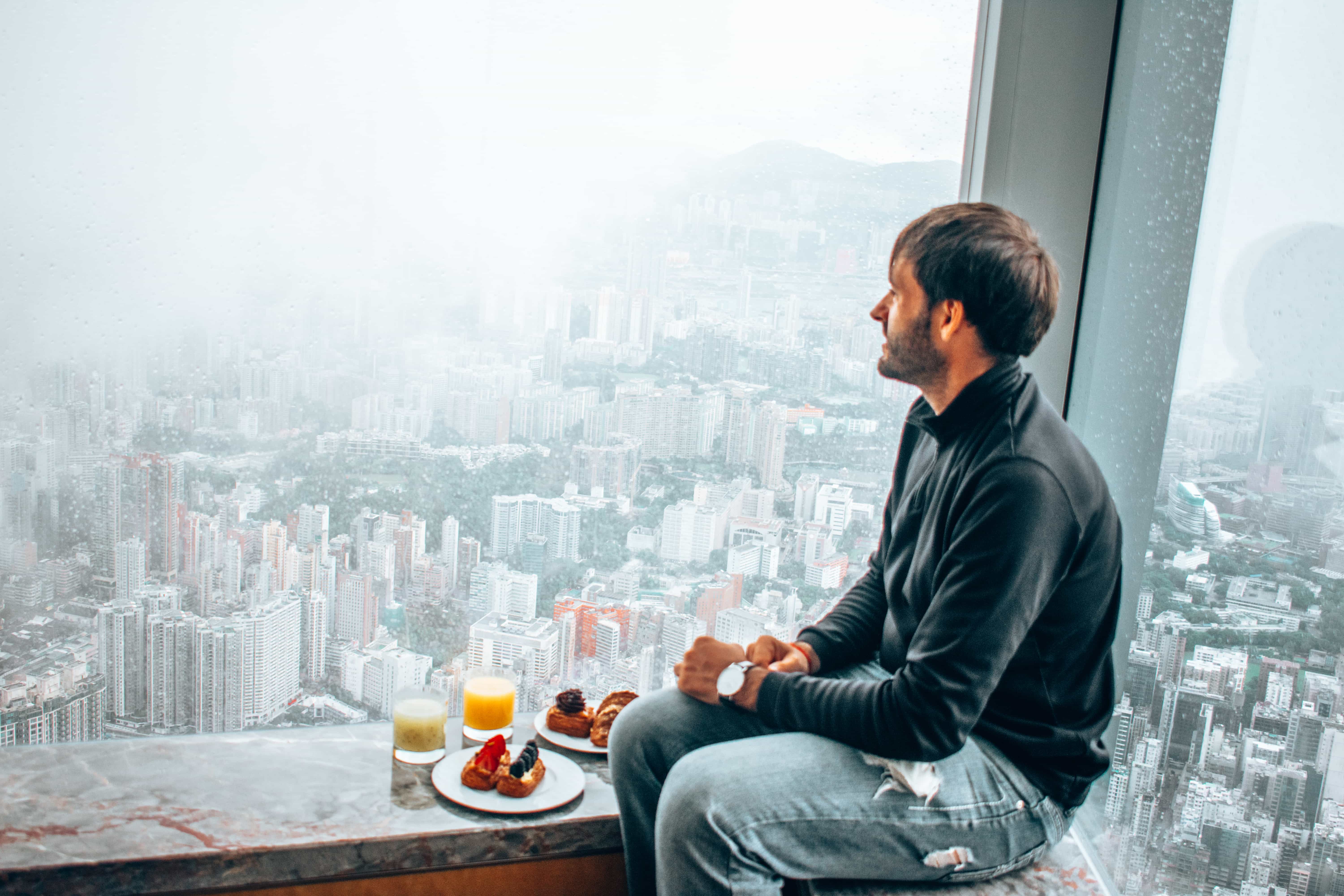40 Hong Kong Travel Tips And Things To Know Before Visiting Hong Kong For First Timers 21 Ritz Hongkong 0092