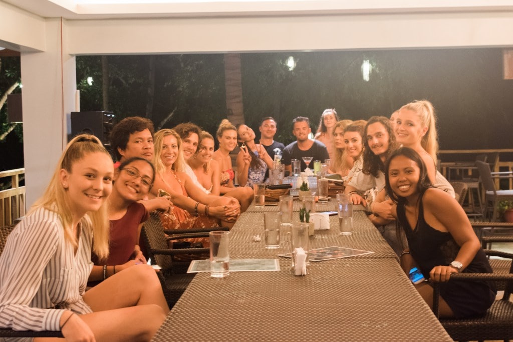 10 Best Things to Do in El Nido Palawan 31 things to do in El Nido, el nido island hopping, things to do in el nido aside from island hopping, things to do in el nido at night, el nido palawan itinerary, nightlife in el nido