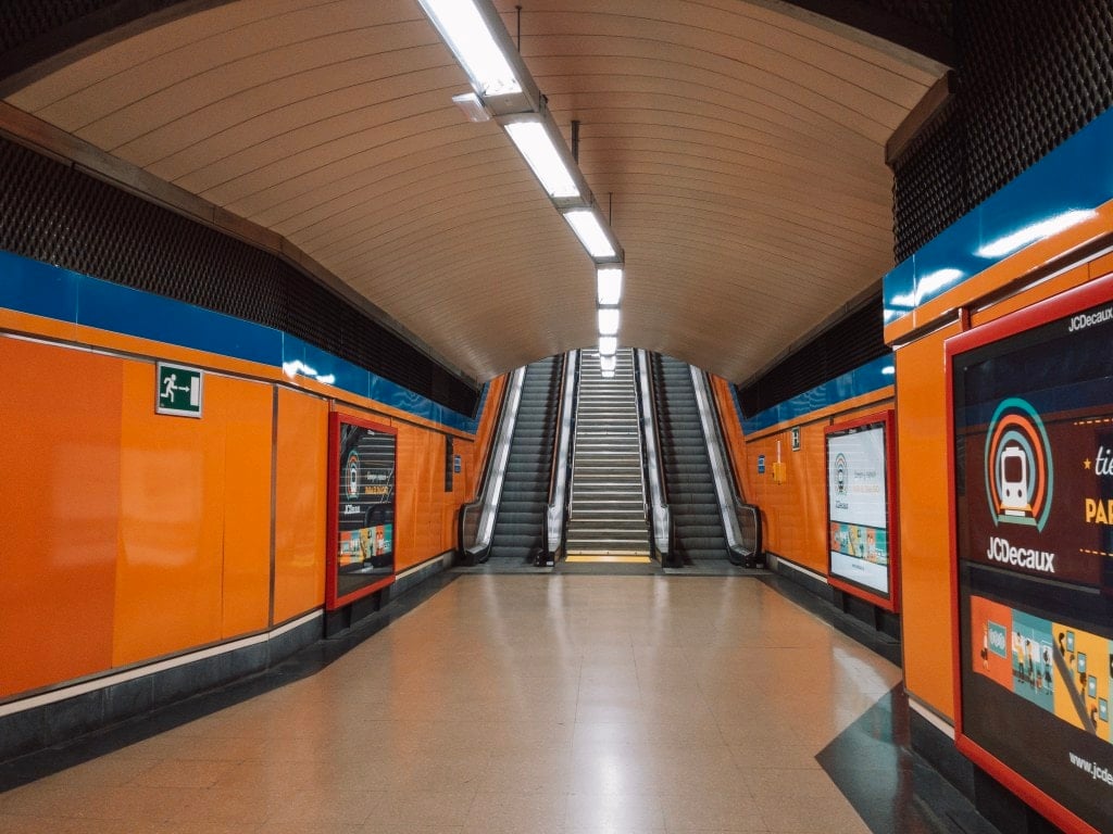 How to get to Madrid city center from the airport, madrid airport to city, madrid airport express bus, madrid airport bus, taxi madrid airport, metro from Madrid airport to city center, madrid airport to atocha train station