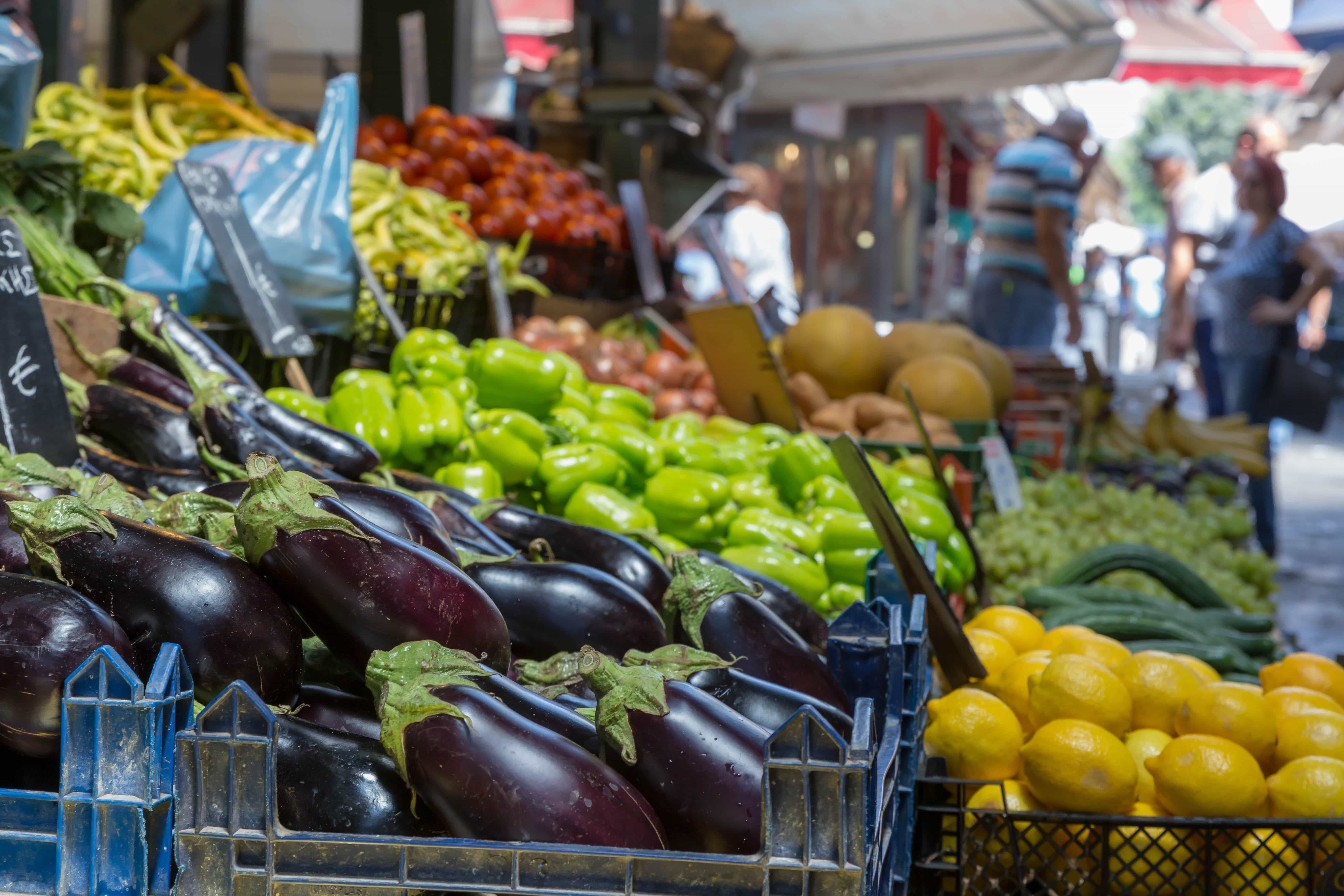 things to do in Thessaloniki, food to try in Thessaloniki, best time to visit thessaloniki, how to get to thessaloniki from the airport, how to get to thessaloniki, Kapani market 
