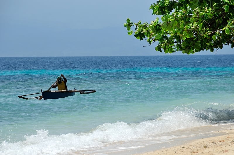 Giant Clam Sanctuary, How to get to Camiguin, camiguin tourist spots, things to do in Camiguin, Camiguin travel guide, where to sleep in Camiguin, food travel budget in Camiguin, Daily travel budget in Camiguin