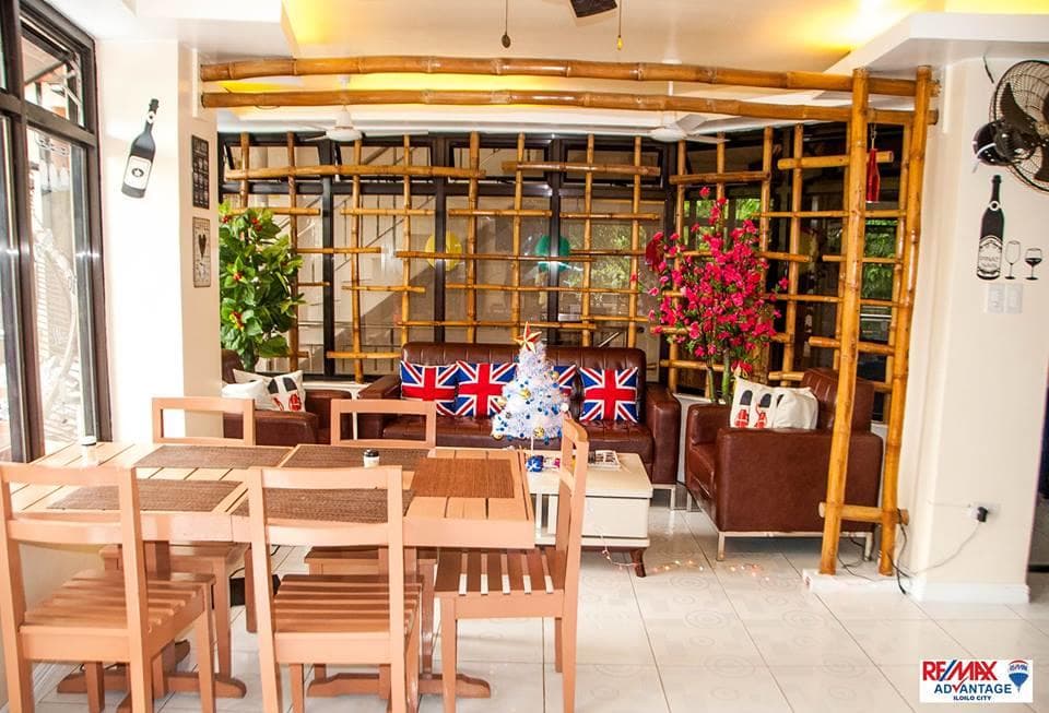  luxury resorts in iloilo, cheap hotels in iloilo, where to sleep in iloilo, Raymond Charles Center