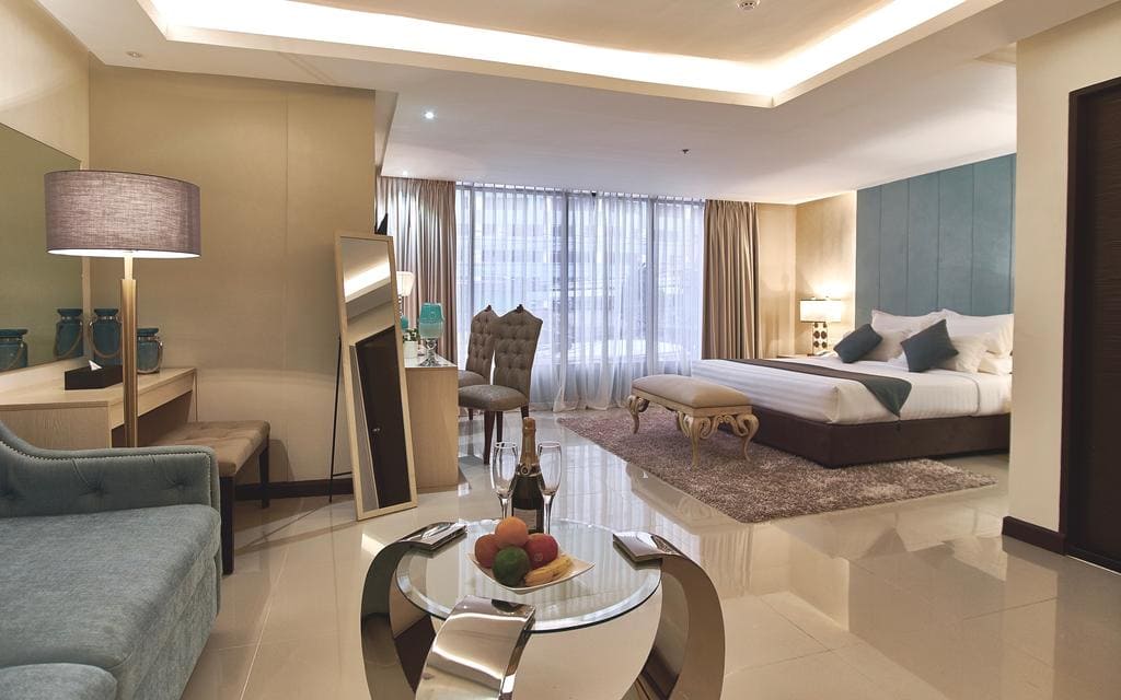  Where to stay in Iloilo City, luxury resorts in iloilo, cheap hotels in iloilo, where to sleep in iloilo, J7 Hotel