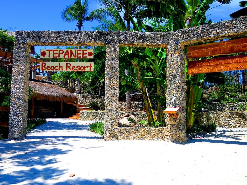 6 Malapascua Beaches: Beautiful Beaches in Malapascua Island 8 Where to Stay in Malapascua Island, luxury resorts in malapascua, cheap hotels in malapascua, where to sleep in malapascua