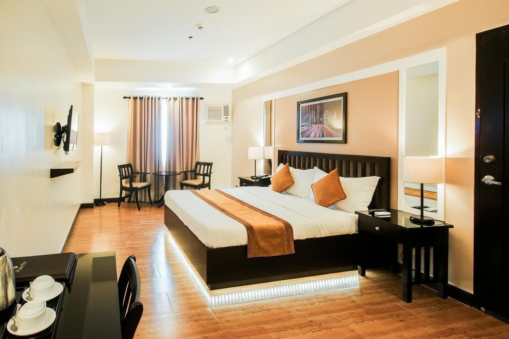 Where to Sleep in Angeles City, where to stay in Angeles City, hotels in Clark, hotels in Clark Pampanga
