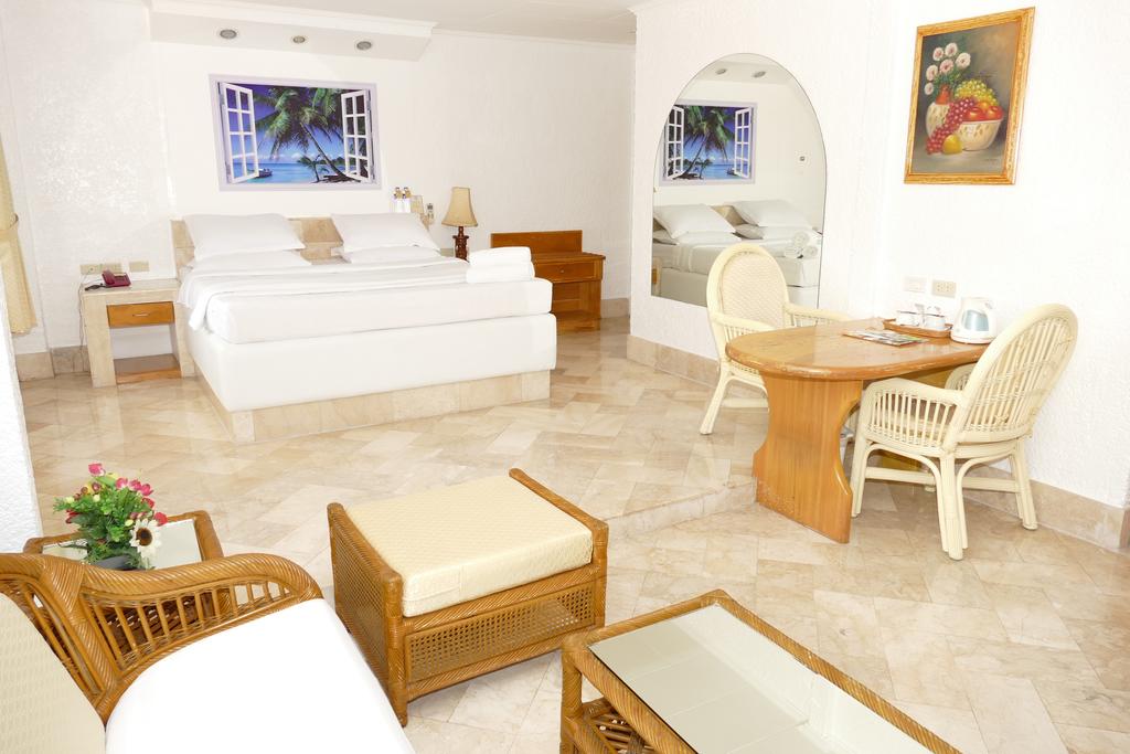 Where to Sleep in Angeles City, where to stay in Angeles City, hotels in Clark, hotels in Clark Pampanga
