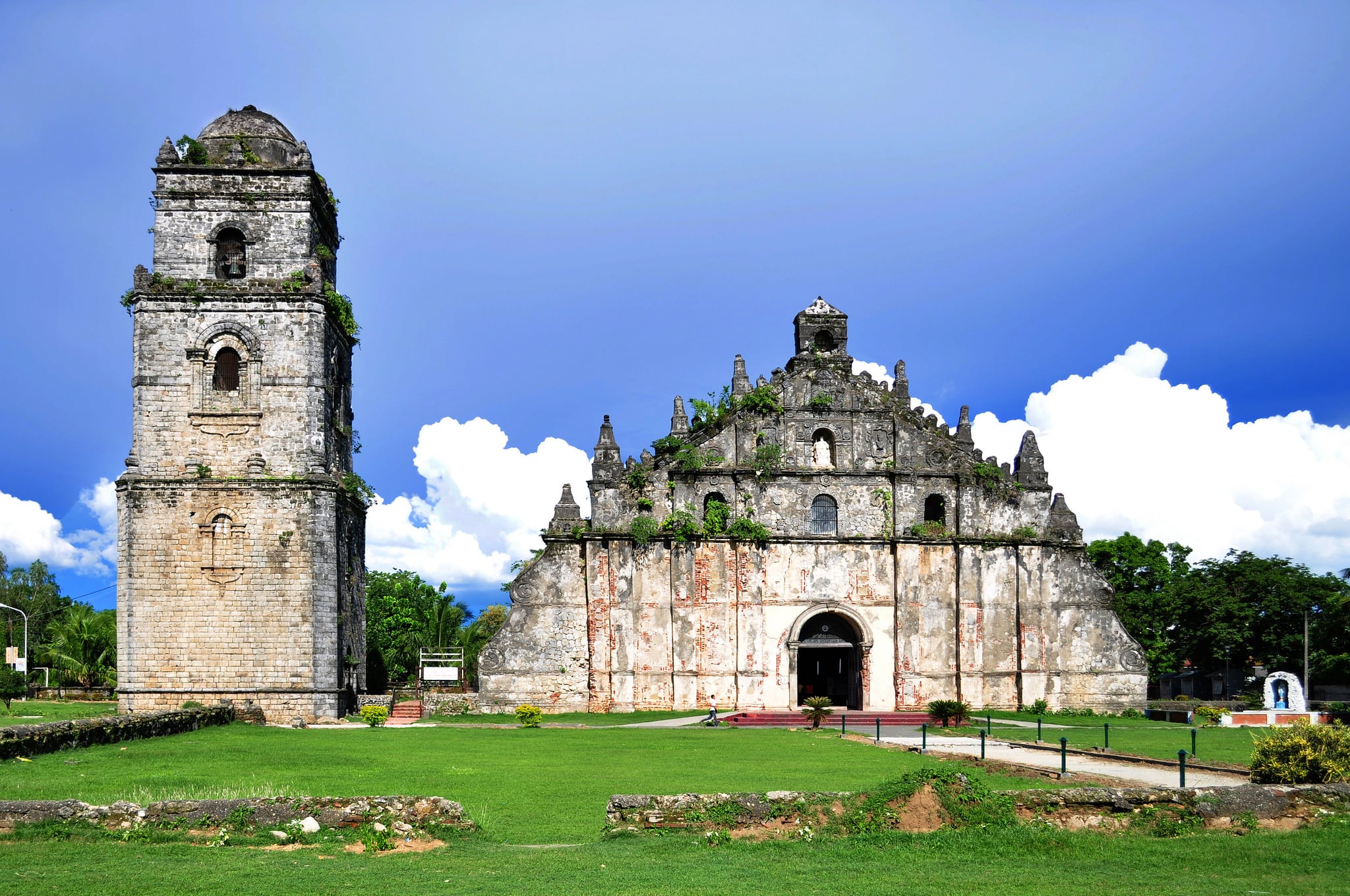 21 Best Ilocos Norte Tourist Spots And Things to do in Ilocos Norte 22 San Agustin Church, things to do in Laoag, tourist spots in Ilocos Norte, Ilocos Norte Tourist spots
