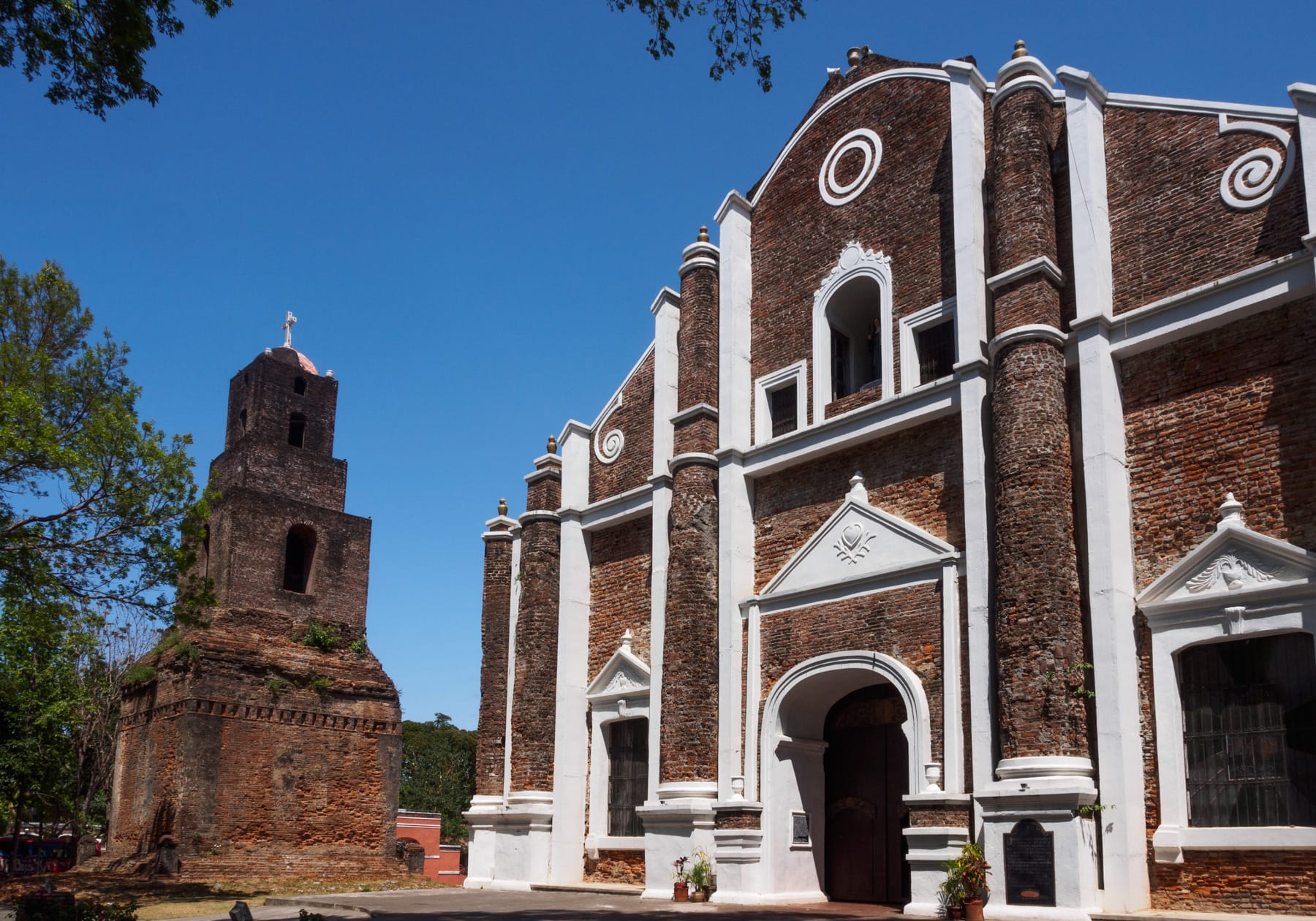 21 Best Ilocos Norte Tourist Spots And Things to do in Ilocos Norte 21 Ilocos Norte Tourist spots, Santa Monica Church, things to do in Laoag, tourist spots in Ilocos Norte
