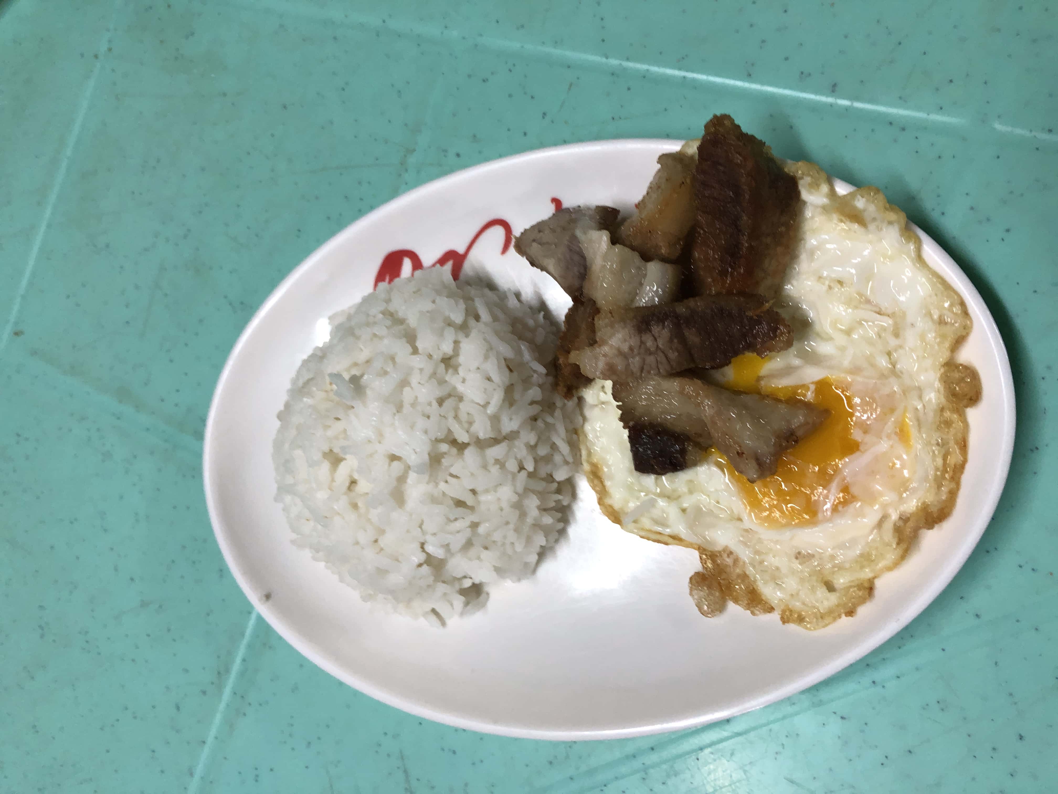 things to do in Pagudpud, food to try in Pagudpud, where to eat in Pagudpud, local carinderia in Pagudpud