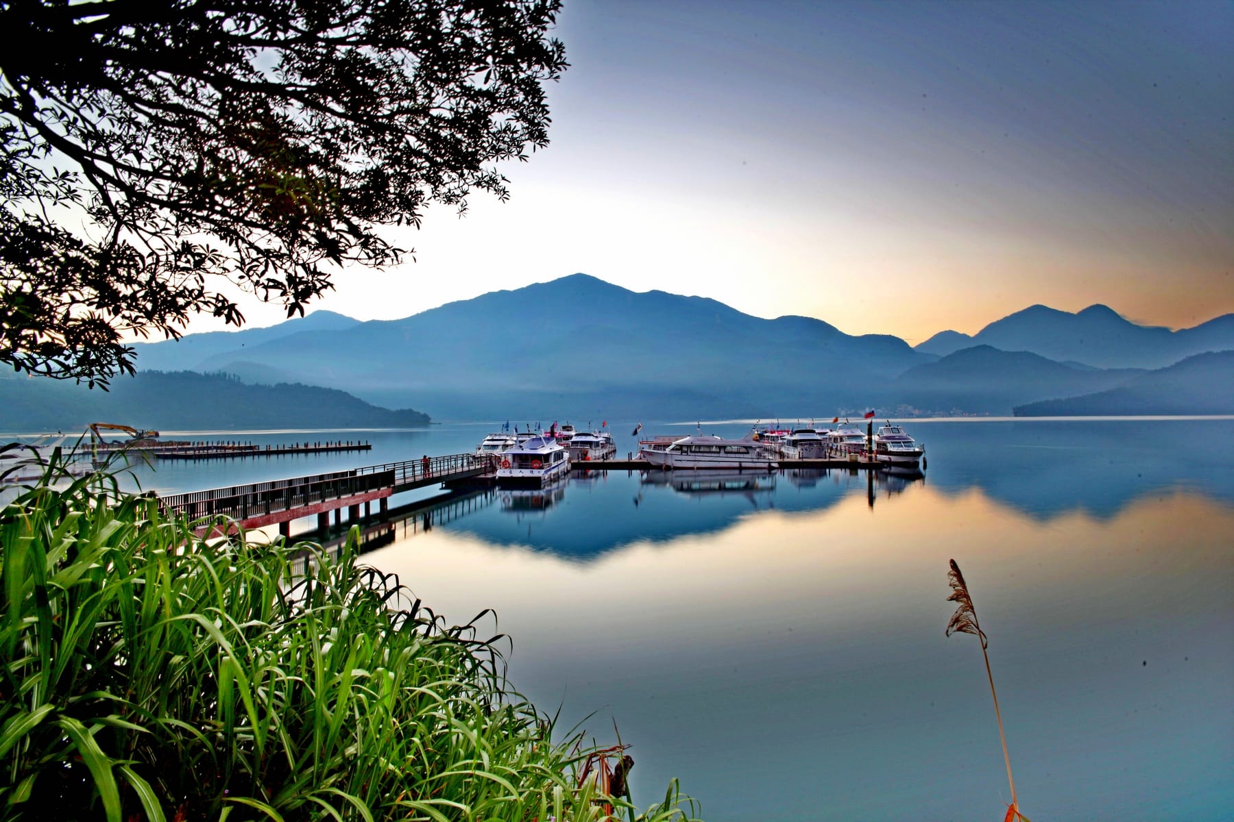 22 Awesome Places to Visit in Taiwan 12 Sun Moon Lake, Taiwan tourist spots