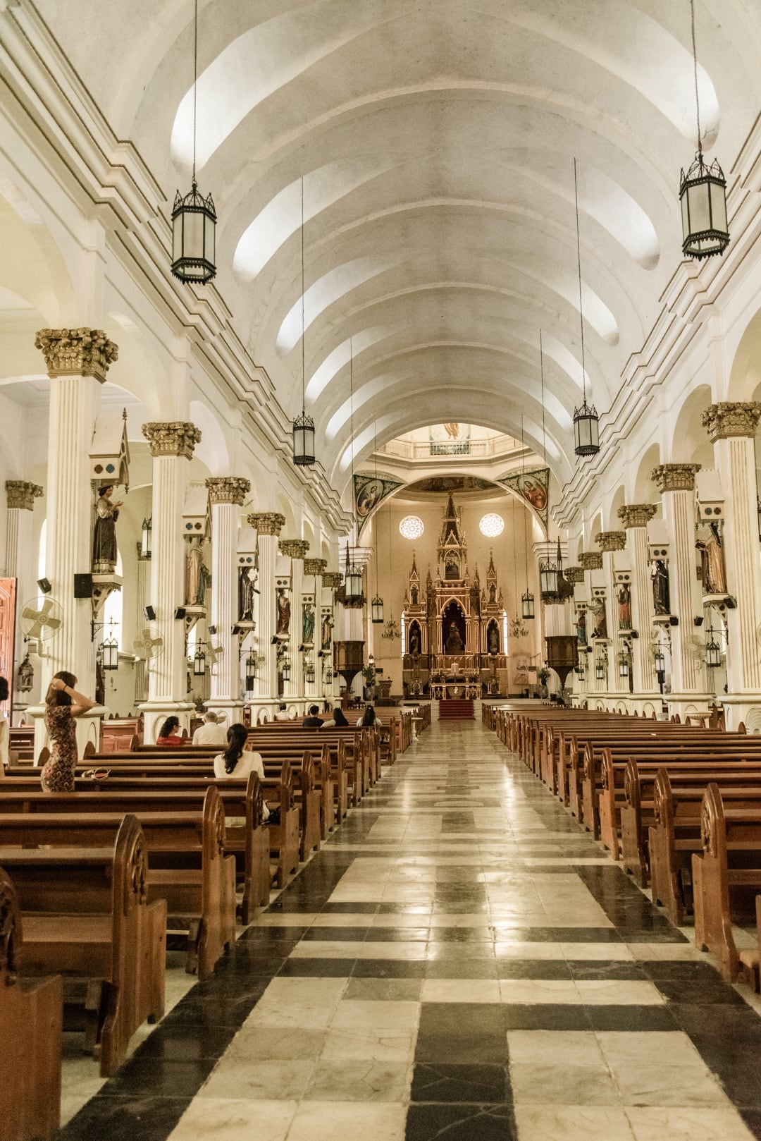 21 Best Iloilo Tourist Spots and Things To Do in Iloilo (Travel Guide) 3 things to do in iloilo, iloilo tourist spots, what to do in iloilo, where to stay in iloilo, what to eat in iloilo, iloilo itinerary, iloilo city travel guide, Molo church, St Anne Parish