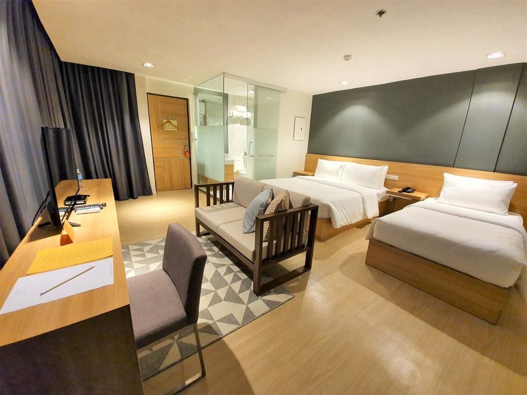 Real Suites, hotels in bacolod, hotels in bacolod city, cheap hotels in bacolod