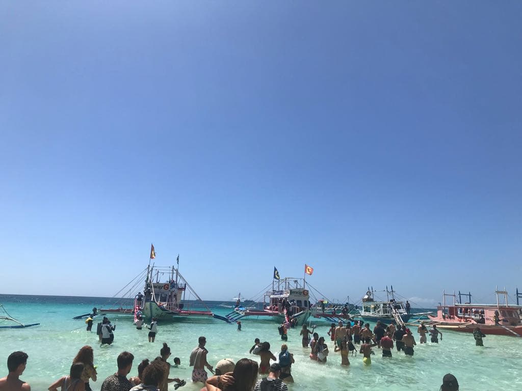 A Perfect 3 Days Boracay Itinerary 19 Things to do in Boracay Island, Boracay island travel guide, budget travel in boracay island, Boracay Island, party boat in Boracay Island