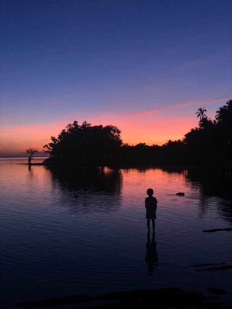 How to get to Tablas Island (Travel Guide) 9 what to do in Tablas Island, How to get to Looc Fish Sanctuary, Looc Fish Sanctuary travel guide, things to do in Looc, Looc Fish Sanctuary, sunset in Looc