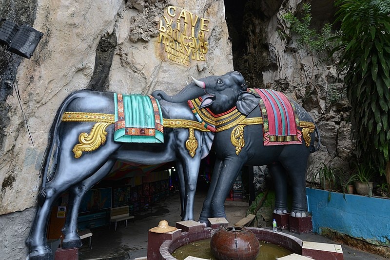 How to get from Kuala Lumpur to Batu Caves Best Way 11 kuala lumpur to batu caves, how to get to batu caves, kl sentral to batu caves, batu caves entrance fee, batu caves steps