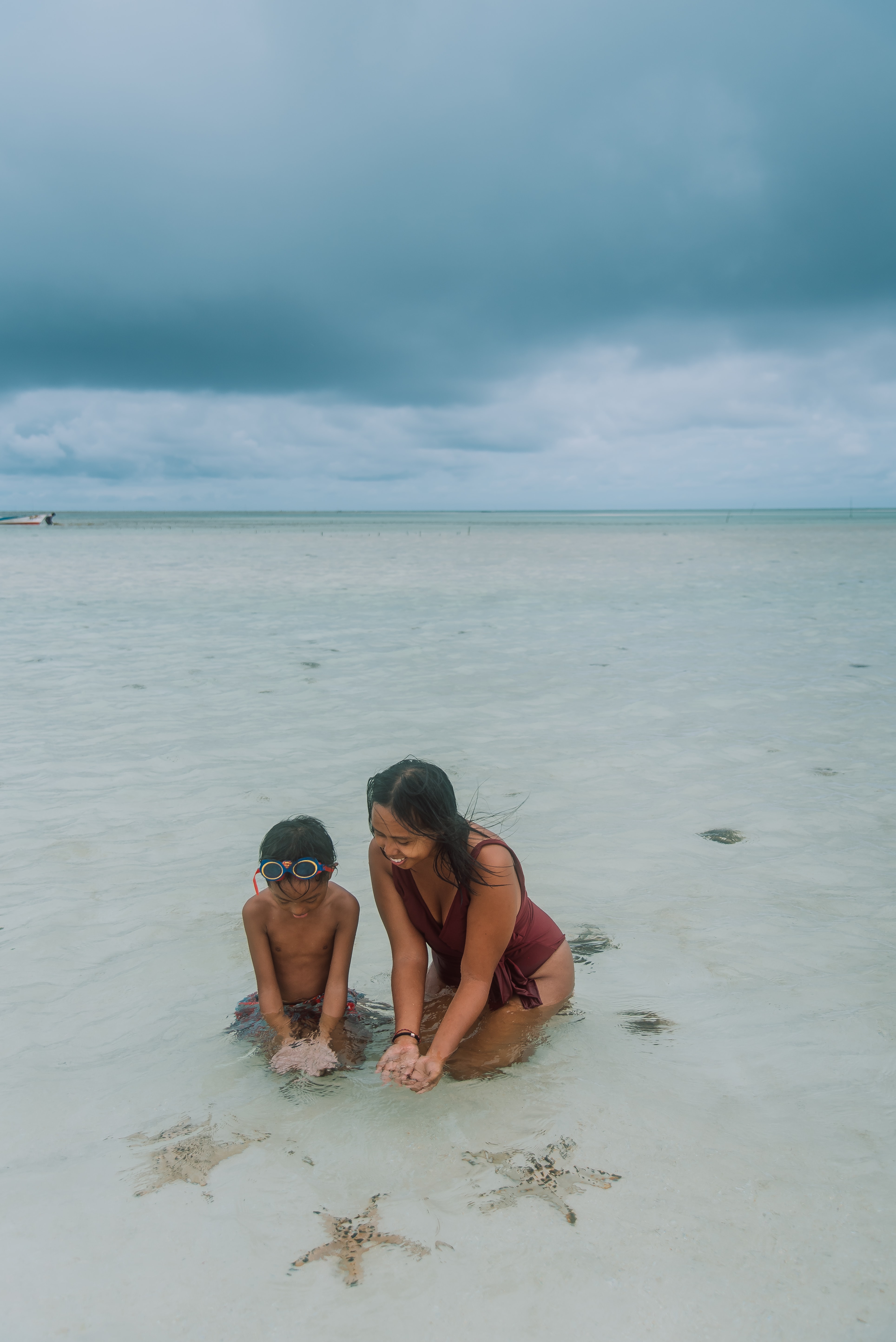 9 Awesome Things to do in Balabac (Travel Guide And Balabac Itinerary) 12 Balabac travel guide, island hopping in Balabac, things to do in Balabac, Mansalangan Sandbar in Balabac, star fishes in Balabac, Balabac travel guide, things to do in Balabac