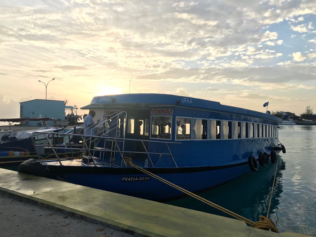 Resort vs Local Island: Which is Better in the Maldives 10 Luxury resorts vs local islands in Maldives, Dhiffushi travel guide, things to do in Dhiffushi, Dhifushi Island, Public boat Male-Dhiffushi,