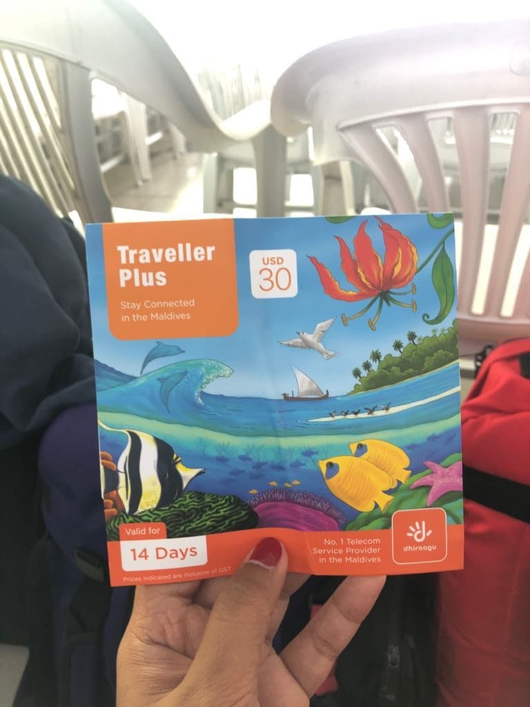 things to know before visiting Mladives, wifi and internet connection in Maldives, sim card in Maldives