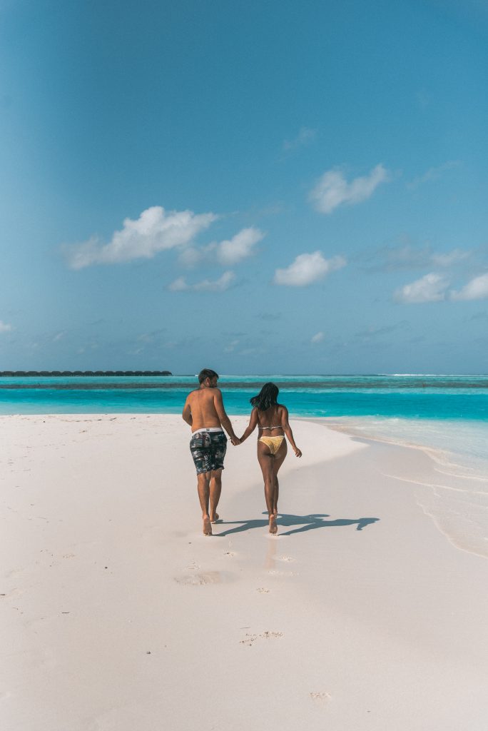 18 Awesome Things to do in Dhiffushi Island (Travel Guide) 22 Dhiffushi travel guide, things to do in Dhiffushi, Dhifushi Island, Sand bar in Maldives, Sand bar in Dhiffushi, sand bank in Dhiffushi