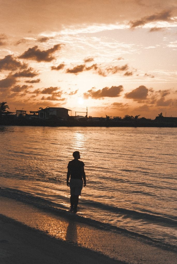 18 Awesome Things to do in Dhiffushi Island (Travel Guide) 16 Dhiffushi travel guide, things to do in Dhiffushi, Dhifushi Island, Sunrise in Dhiffushi island