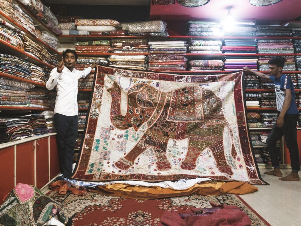 things to do in Jaipur, Jaipur travel guide, Jaipur scam sellers