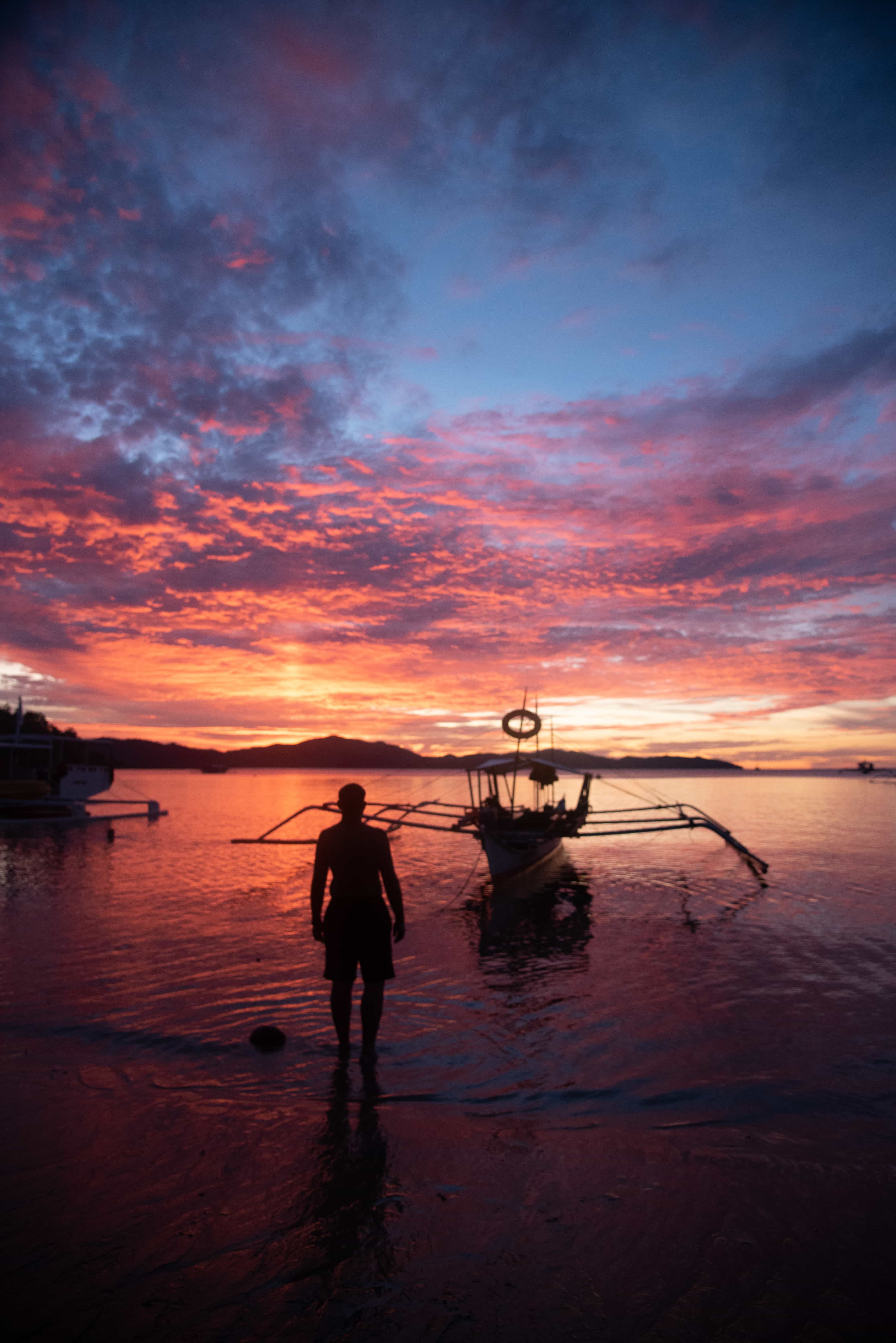 11 Cool Things To Do in San Vicente Palawan (Travel Guide) 10 things to do in San Vicente Palawan, San Vicente Palawan travel guide, sunsets in the Philippines, sunset in Port Barton