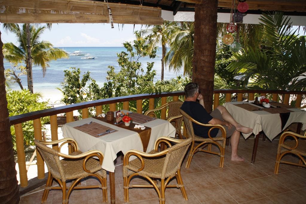 6 Malapascua Beaches: Beautiful Beaches in Malapascua Island 9 Hippocampus Beach Resort