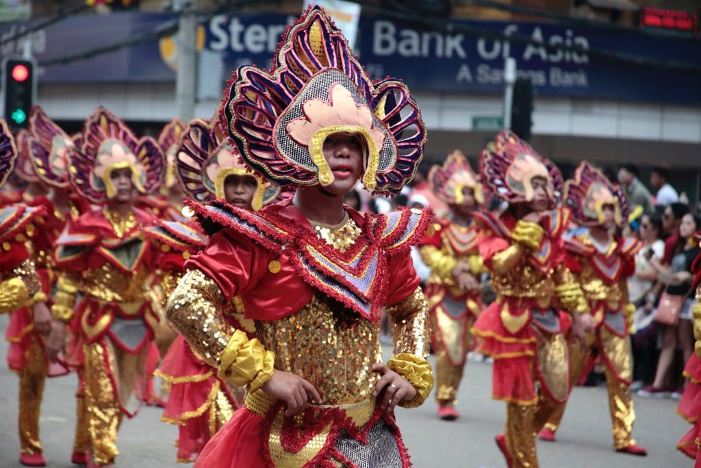 Best Time to Visit The Philippines: Rainy Or Dry Season? 9 Sinulog Festival
