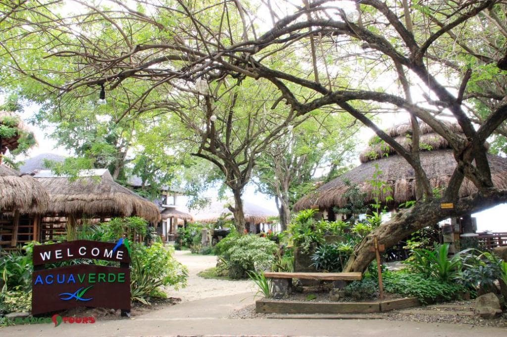 Acuaverde Beach Resort & Hotel Inc.,  beach resorts in laiya