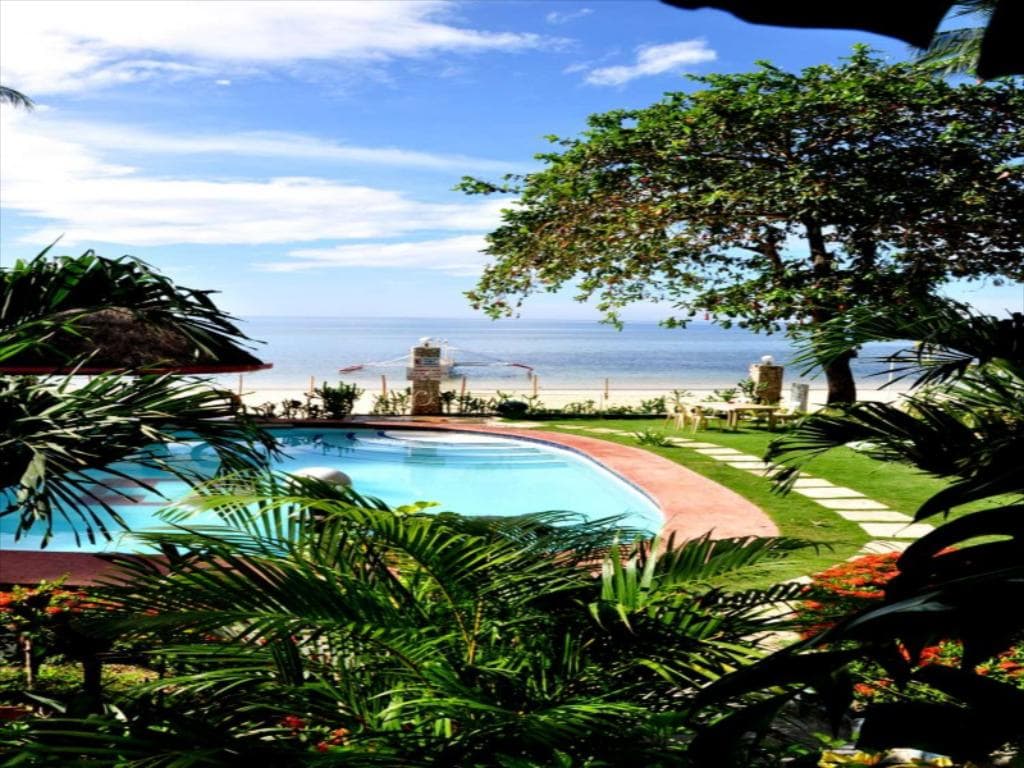 Sipalay Beaches: 13 Beaches in Sipalay And Resorts in Sipalay 6 Artistic Diving Resort, sipalay beach resorts, sipalay resorts, sipalay beach, beach resorts in sipalay, resorts in sipalay, sipalay beaches, beaches in sipalay