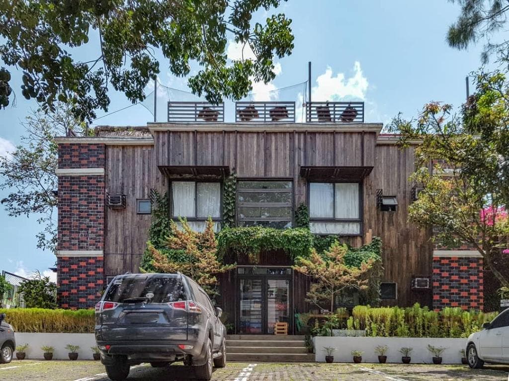 30 Best Resorts Near Manila that You Should Visit 30 Cabins by Eco Hotel Tagaytay, tagaytay resorts, tagaytay hotels, hotels in tagaytay, resort in tagaytay, cheap hotels in tagaytay, where to stay in tagaytay