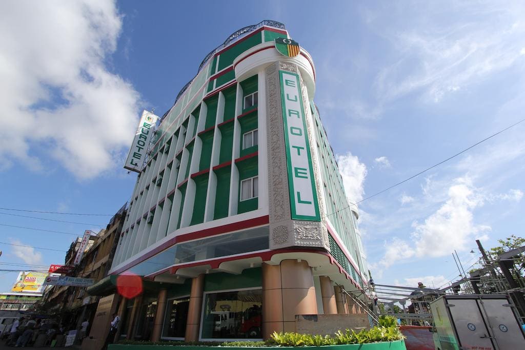 Eurotel Naga, 