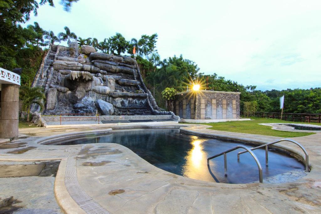 30 Best Resorts Near Manila that You Should Visit 22 Sol Y Viento Mountain Hot Springs Resort, resorts in laguna, laguna resorts, affordable resorts in laguna