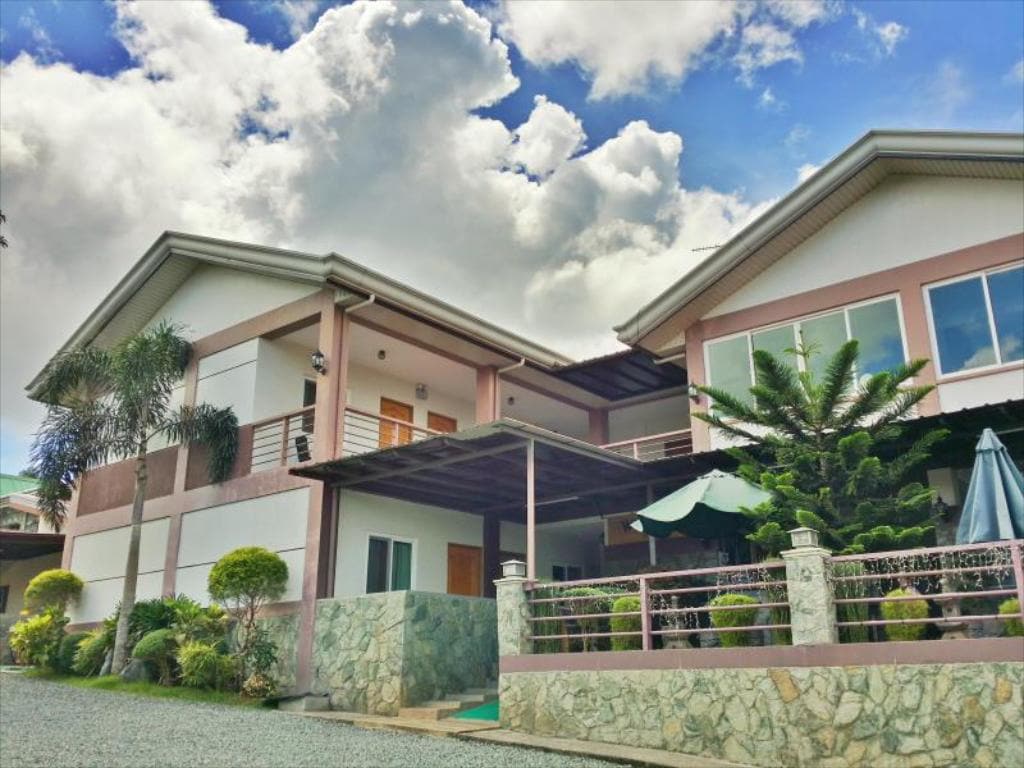 Where To Stay In Tagaytay: 25 Hotels in Tagaytay 19 Tagaytay Wingate Manor, tagaytay resorts, tagaytay hotels, hotels in tagaytay, resort in tagaytay, cheap hotels in tagaytay, where to stay in tagaytay