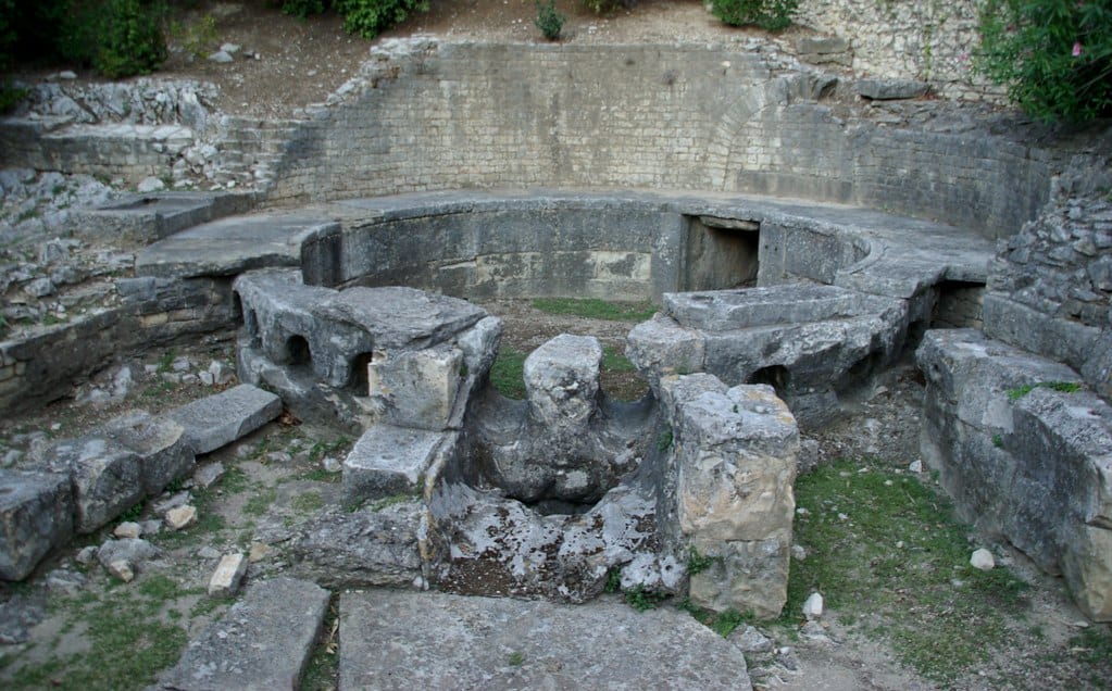 19 Best Nimes Tourist Spots And Things to do in Nimes 13 Things to do in Nimes, Nimes Tourist Spots, Castellum Aquae