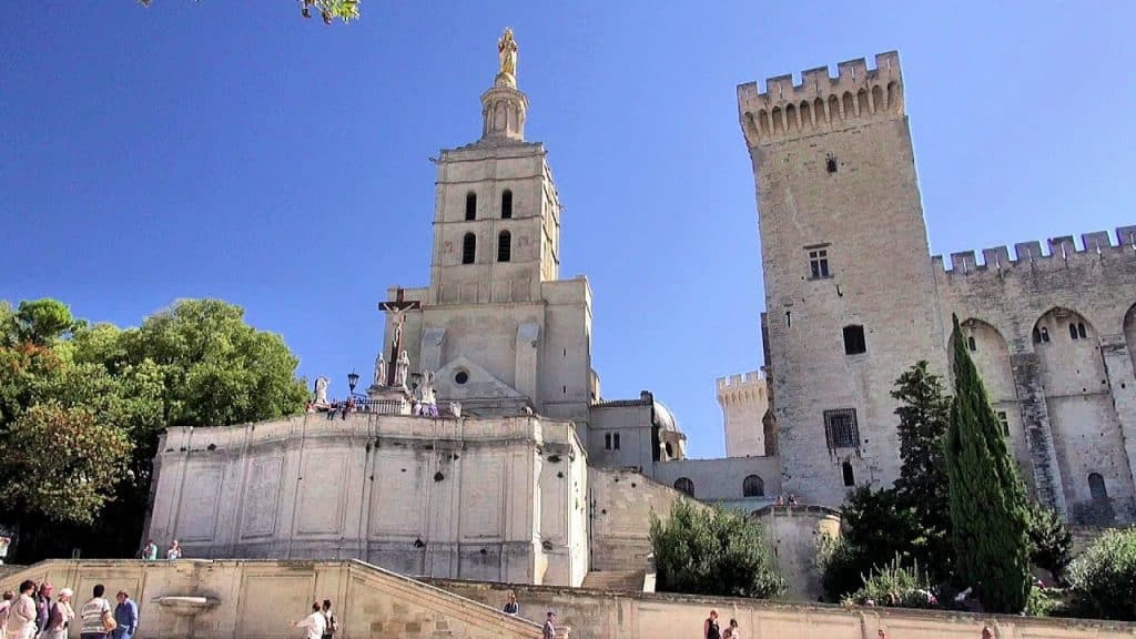 20 Best Avignon Tourist Spots And Things to do in Avignon (Travel Guide) 7 Things to do in Avignon, Avignon Tourist Spots, Cathédrale Notre-Dame-des-Doms
