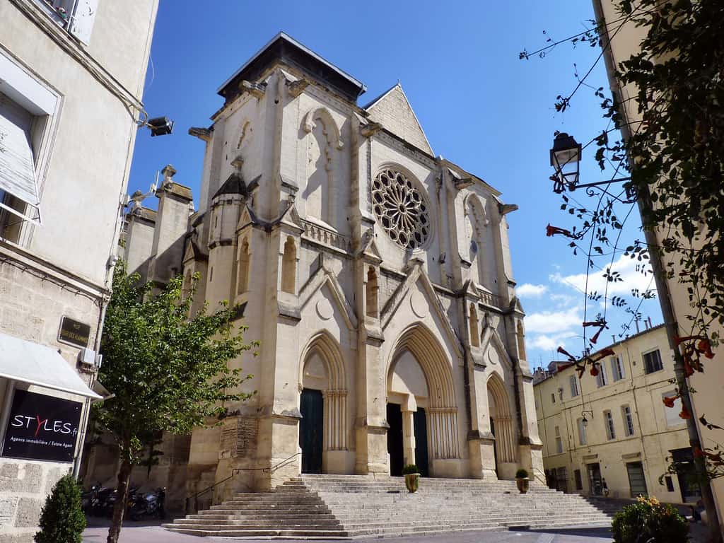 22 Best Montpellier Tourist Spots And Things to do in Montpellier (Travel Guide) 9 Curch Saint-Roch de Montpellier, things to do in Montpellier, Montpellier tourist spots