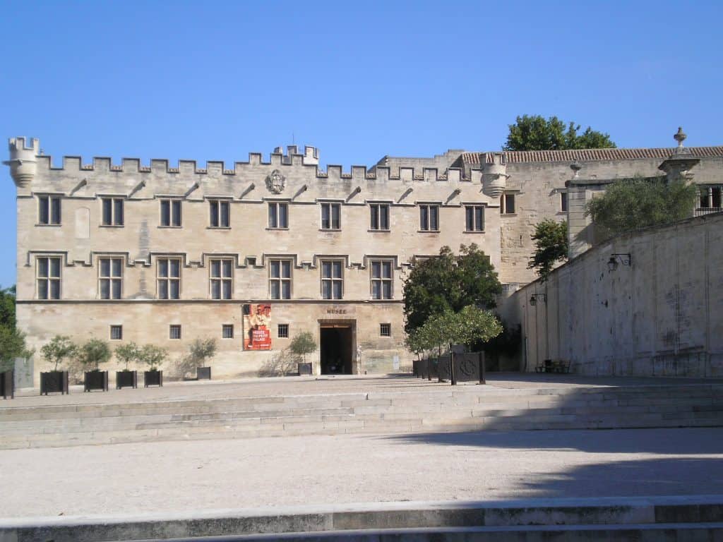 20 Best Avignon Tourist Spots And Things to do in Avignon (Travel Guide) 10 Things to do in Avignon, Avignon Tourist Spots, Musée du Petit Palais