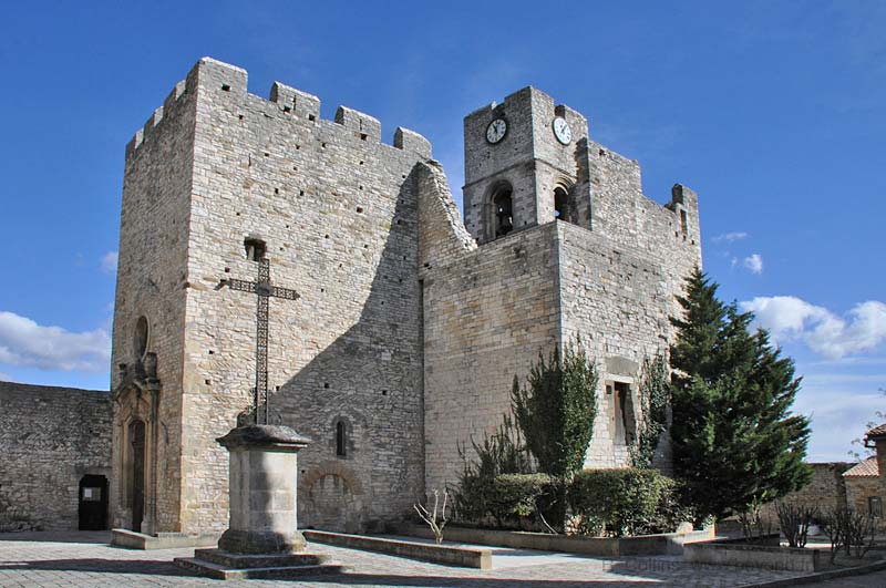 19 Best Nimes Tourist Spots And Things to do in Nimes 21 Things to do in Nimes, Nimes Tourist Spots, Saint Laurent des Arbres