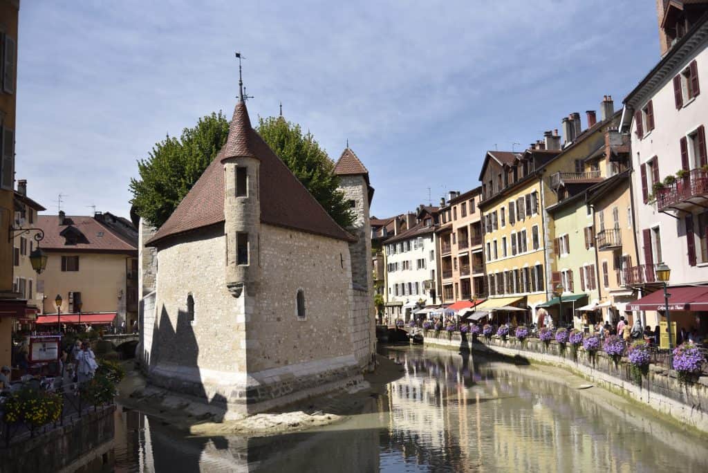 18 Best Geneva Tourist Spots And Things To Do in Geneva Switzerland 17 annecy 21