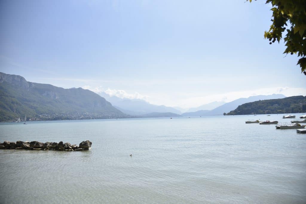 20 Best Annecy Tourist Spots And Things to Do in Annecy 7 Annecy tourist spots, things to do in Annecy, Lac d'Annecy