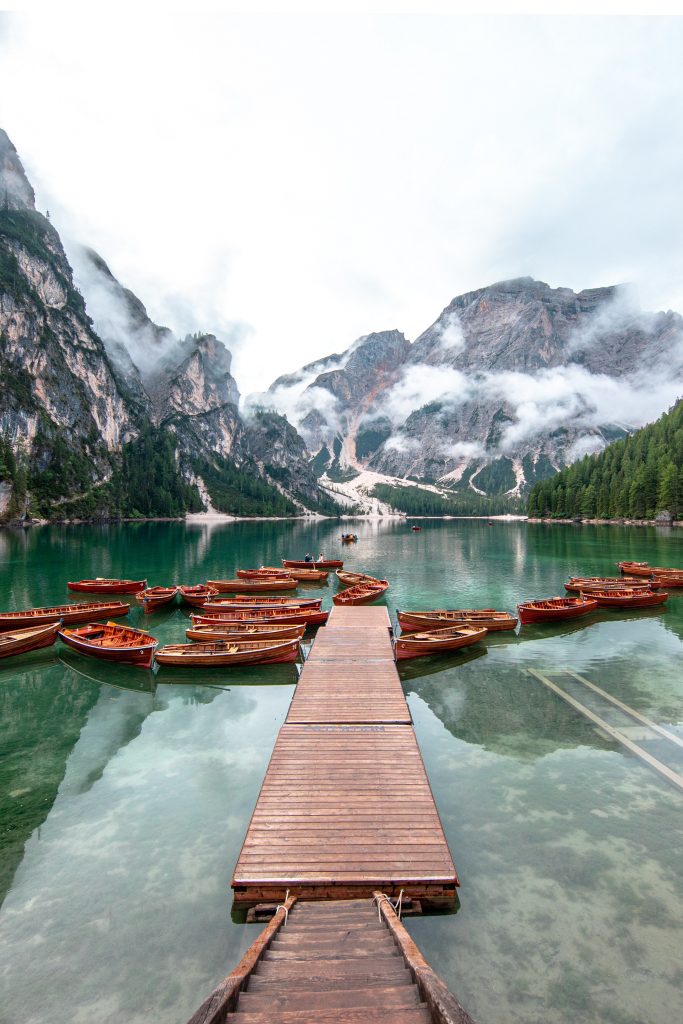lago di braies dolomites, lago di braies, how to get to lago di braies, how to get to lago di braies from milan, lago di braies parking price, lago di braies parking, bolzano to lago di braies, milan to lago di braies lago di braies italy, lago di braies weather, venice to lago di braies 