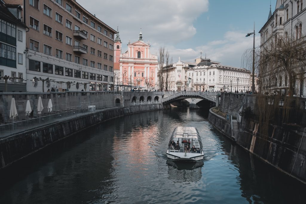 zagreb airport to ljubljana, How To Get From Zagreb Airport to Ljubljana, ljubljana airport to city, ljubljana airport bus, ljubljana airport to city center, ljubljana airport to shuttle, How To Get From Ljubljana Airport to city center