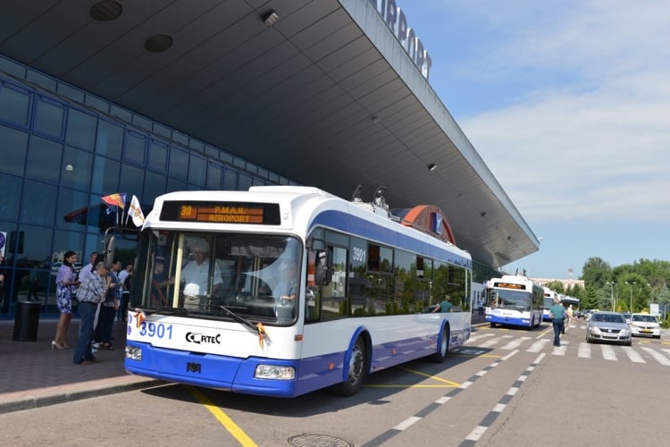 Moldova Bus Airport, moldova airport to city, chisinau airport to city, How To Get From Chisinau Airport to City Center, The Express Bus 30 Chisinau airport
