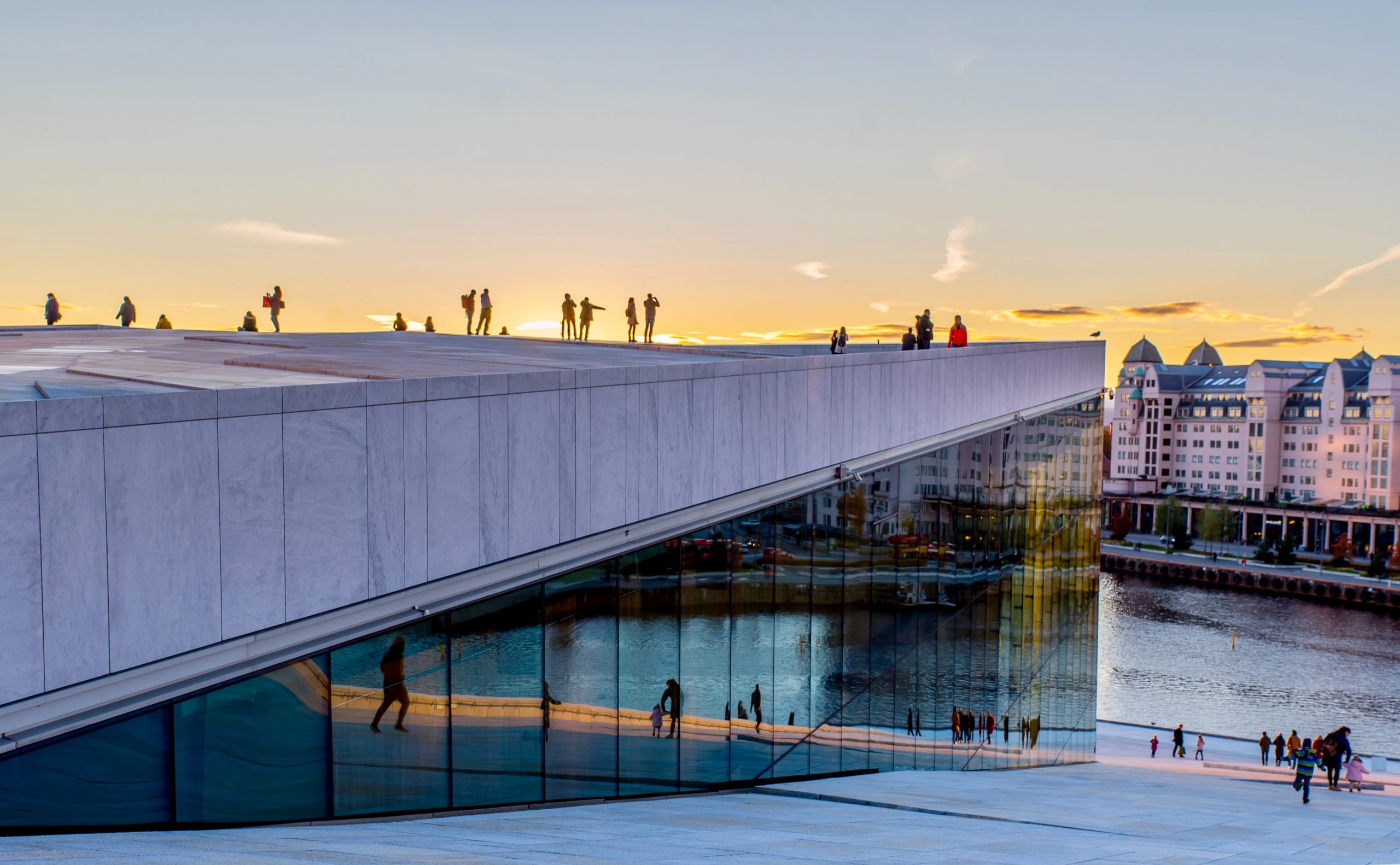 oslo airport to city, oslo airport to city center, oslo airport bus, train oslo airport to city, How To Get From Oslo Airport to City Center