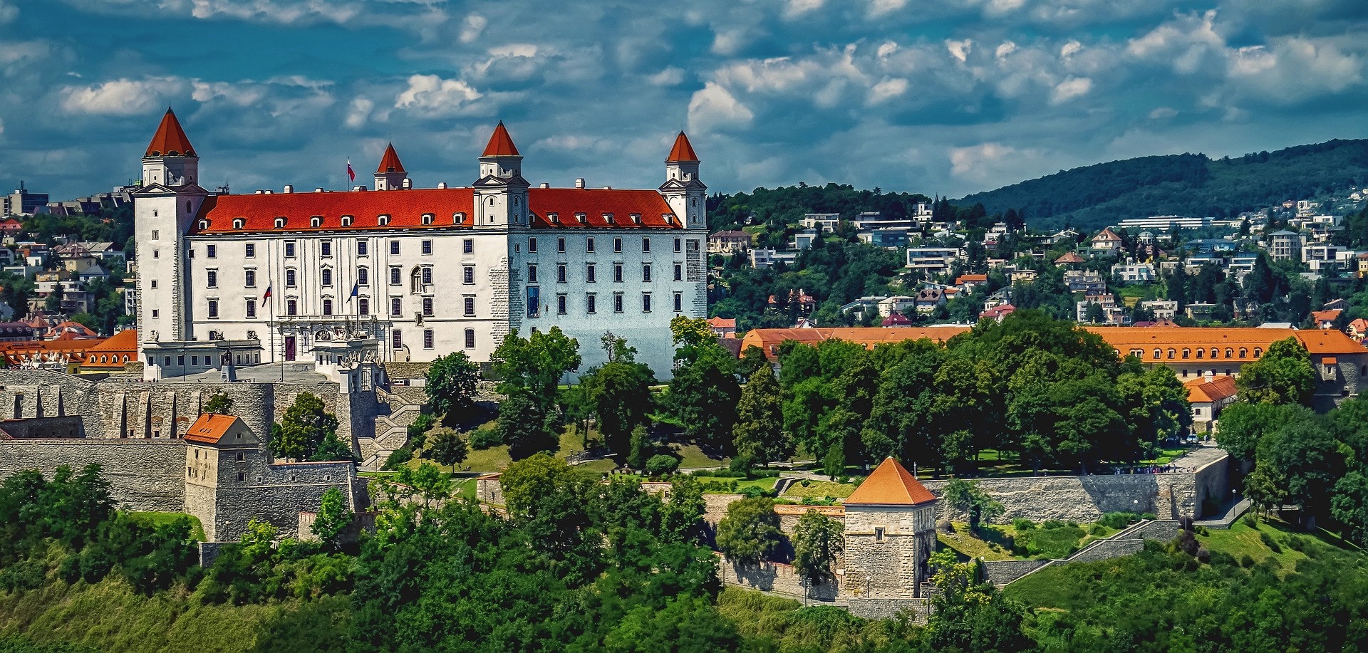 12 Best Cities For Living In Europe For Less Than $1500 USD Per Month, Bratislava airport to city, bratislava airport to city center, bratislava airport bus, How To Get From Bratislava Airport To City Center