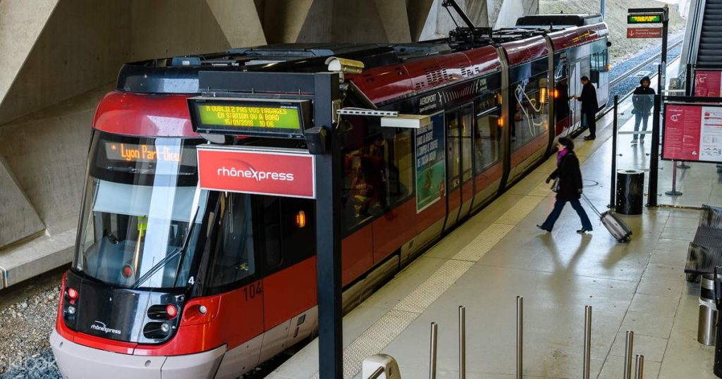 The Rhône Express tram, lyon airport to city, lyon airport to city center, How To Get From Lyon Airport To City Center