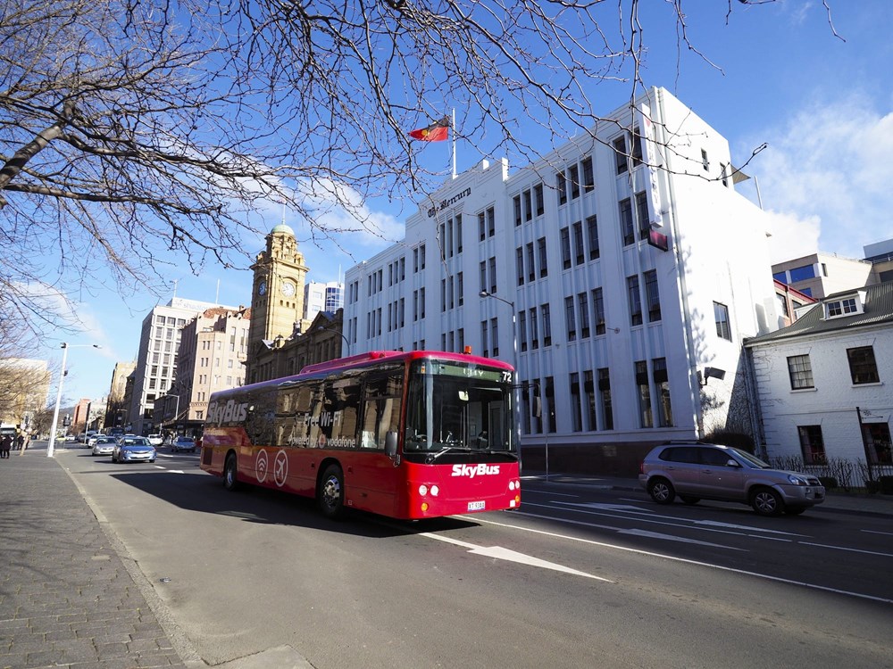Hobart airport to city center, Sky Bus Tasmania Airport, Tasmania airport to city, Tasmania airport to city center, How To Get From Tasmania Airport To City Center